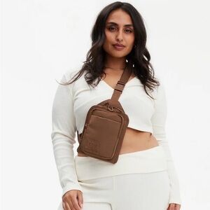 Beis Sport Sling in Maple